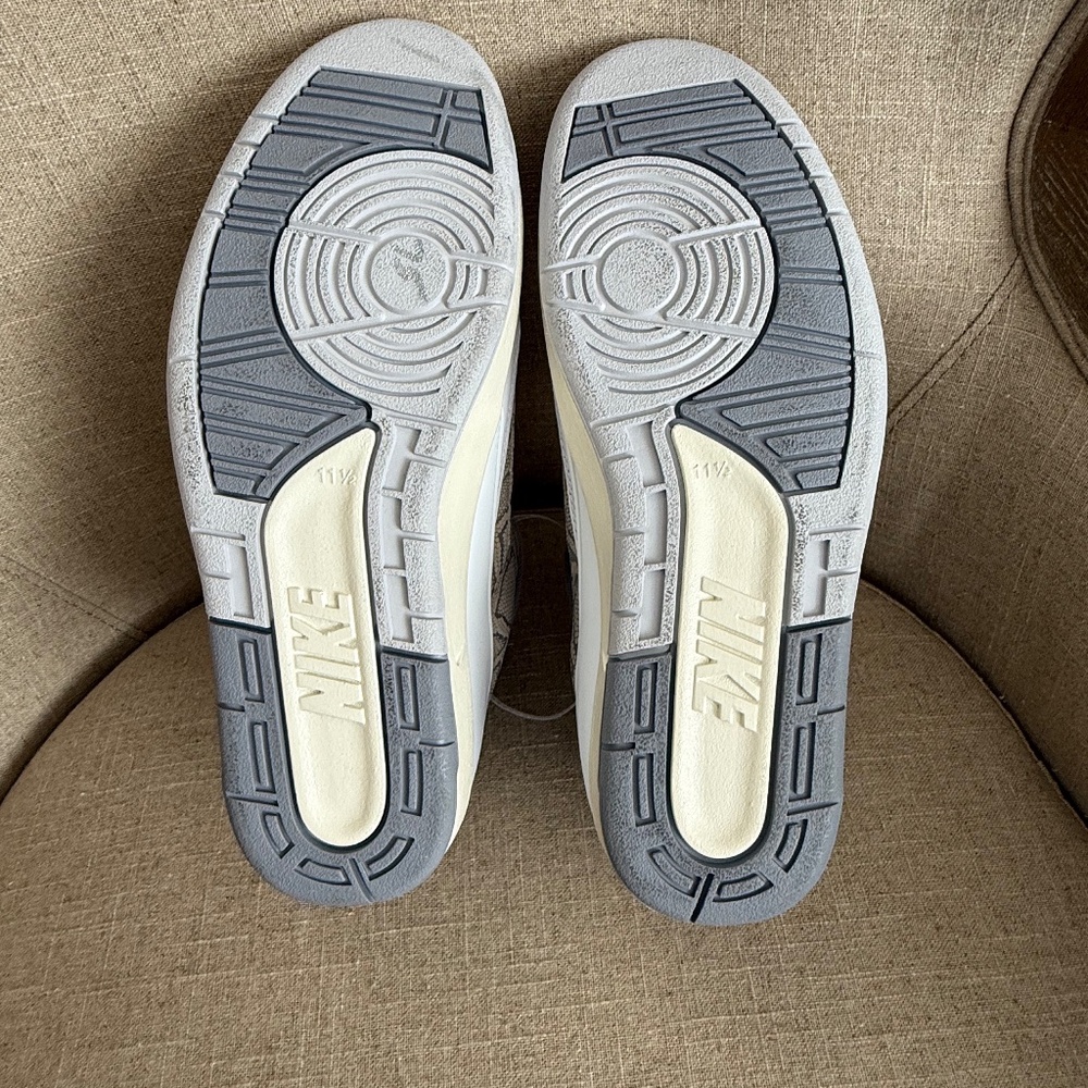 Nike Air Jordan 2 Retro Low Python. BRAND NEW!! M-11.5 White/Cement Gray - Picture 8 of 9